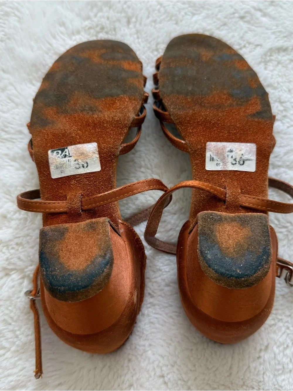 Girls dancing shoes size 6